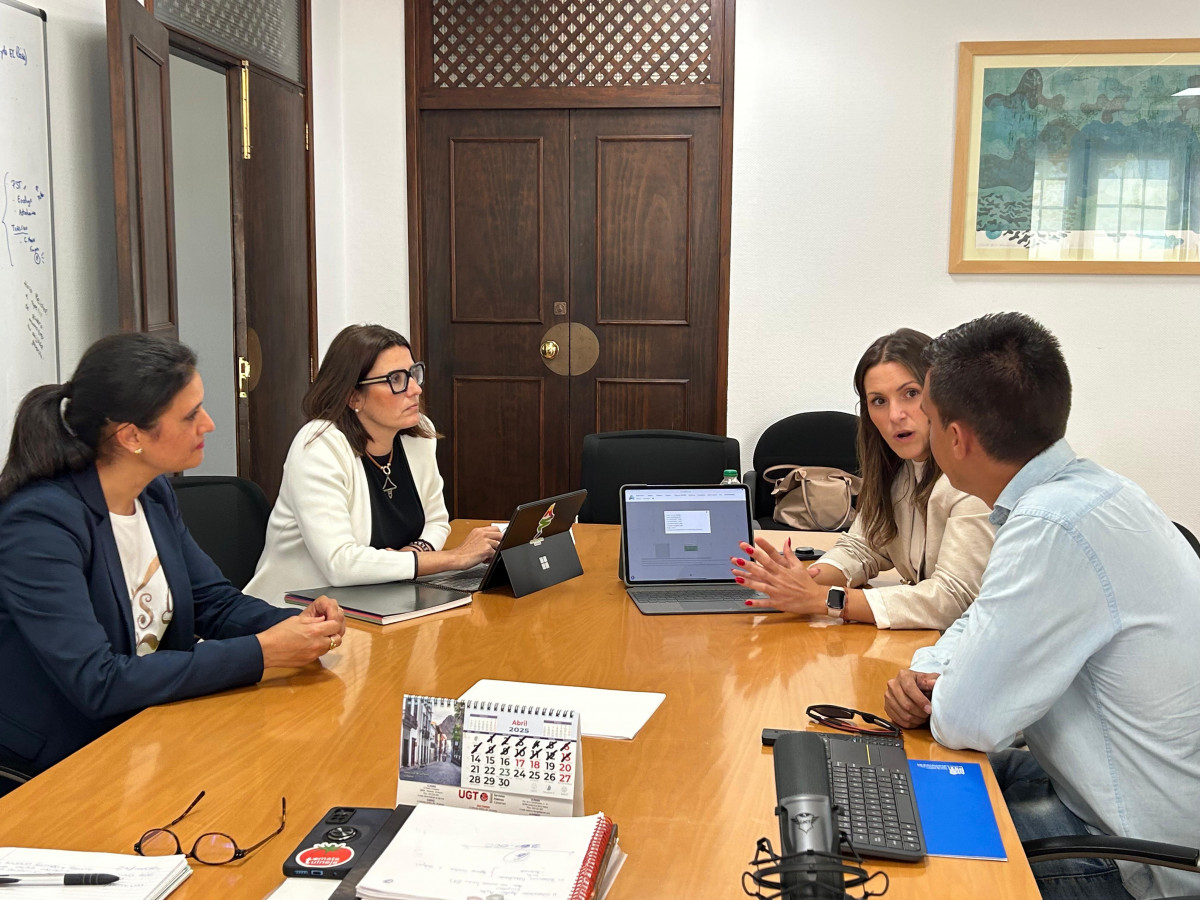 Reuniu00f3n potenciaciu00f3n turismo de cruceros