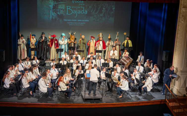 Foto concierto Banda de Música San Miguel y Peña de Danza de Enanos