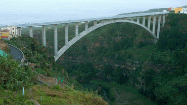 Los Tilos Arch