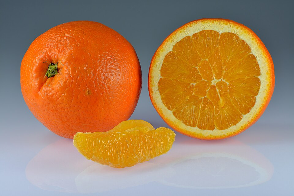 Oranges   whole halved segment